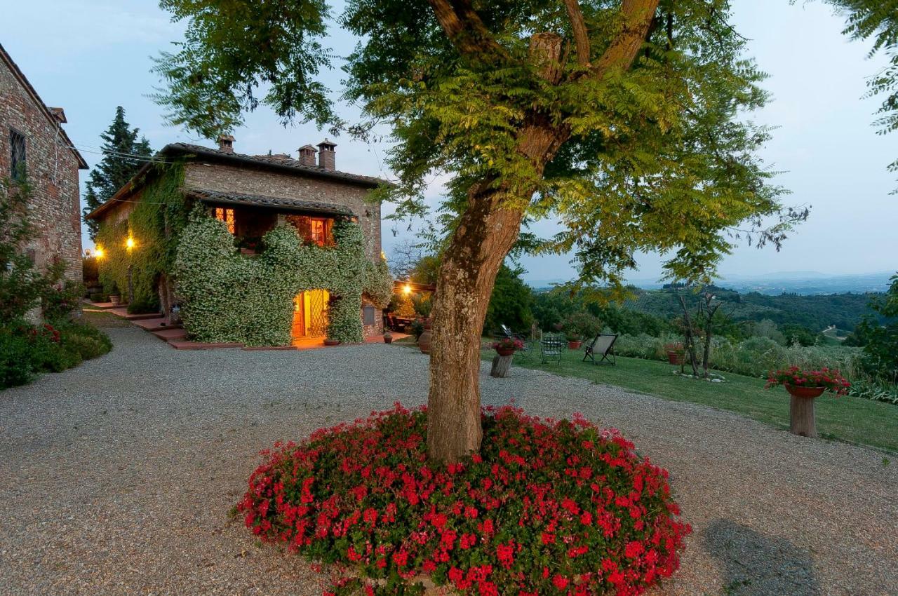 Novellina Villa เชร์ตาลโด ภายนอก รูปภาพ
