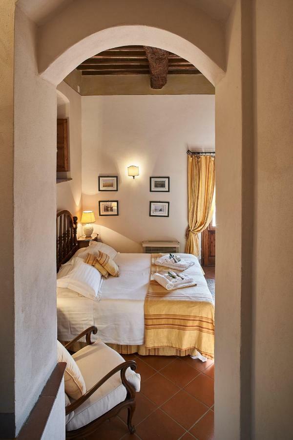Novellina Villa เชร์ตาลโด ภายนอก รูปภาพ